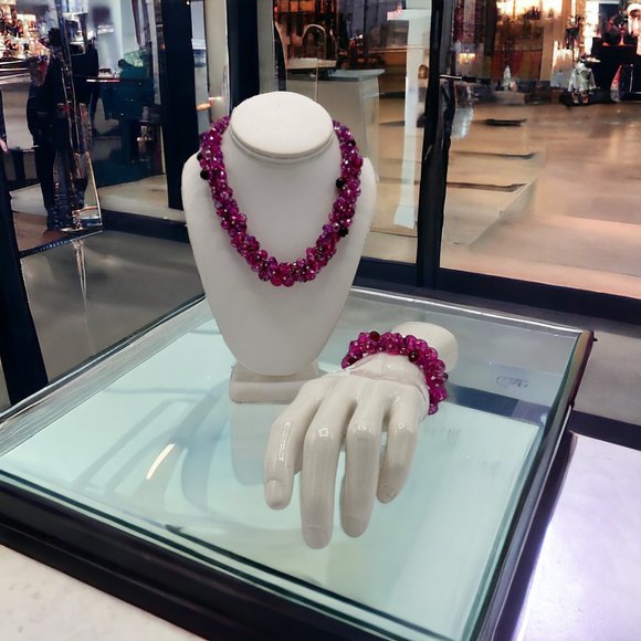 White House Black Market Cluster Beaded Pink Purple Necklace and Bracelet Set - Picture 4 of 5